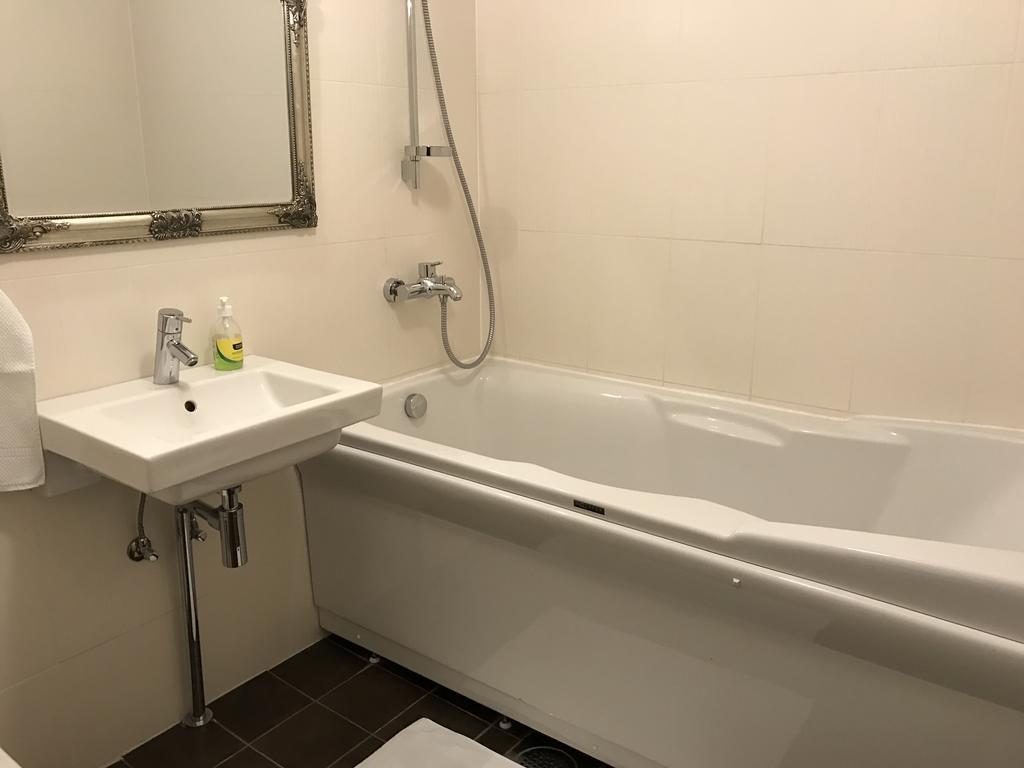 Roseni City Apartment Tallinn Eksteriør bilde
